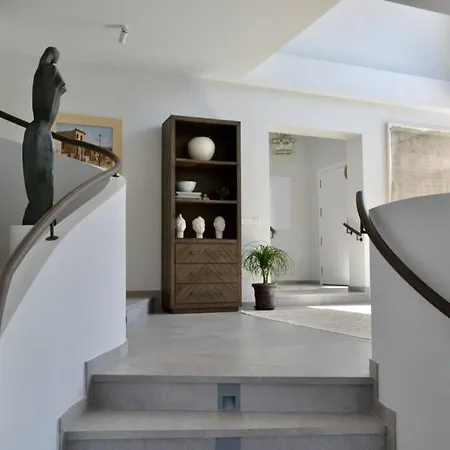 New 4 Bed Designer Villa With Pool Villa