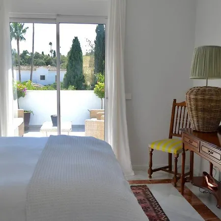 New 4 Bed Designer Villa With Pool Sotogrande